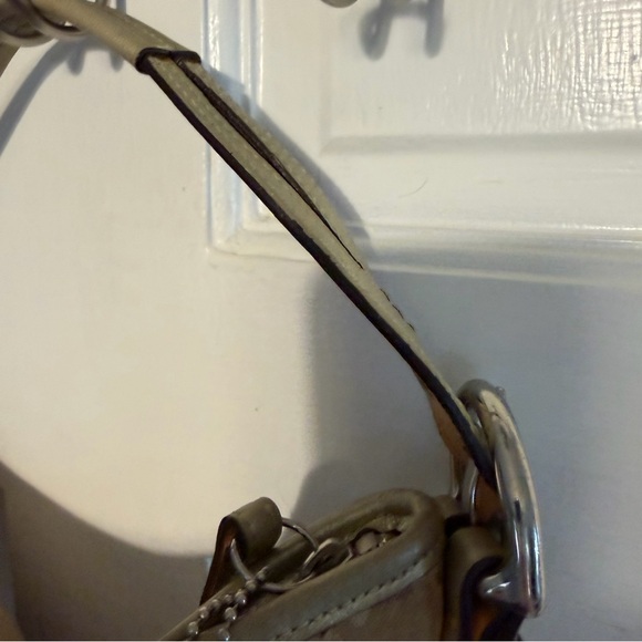 Coach logo small Tan Handbag - Picture 6 of 10